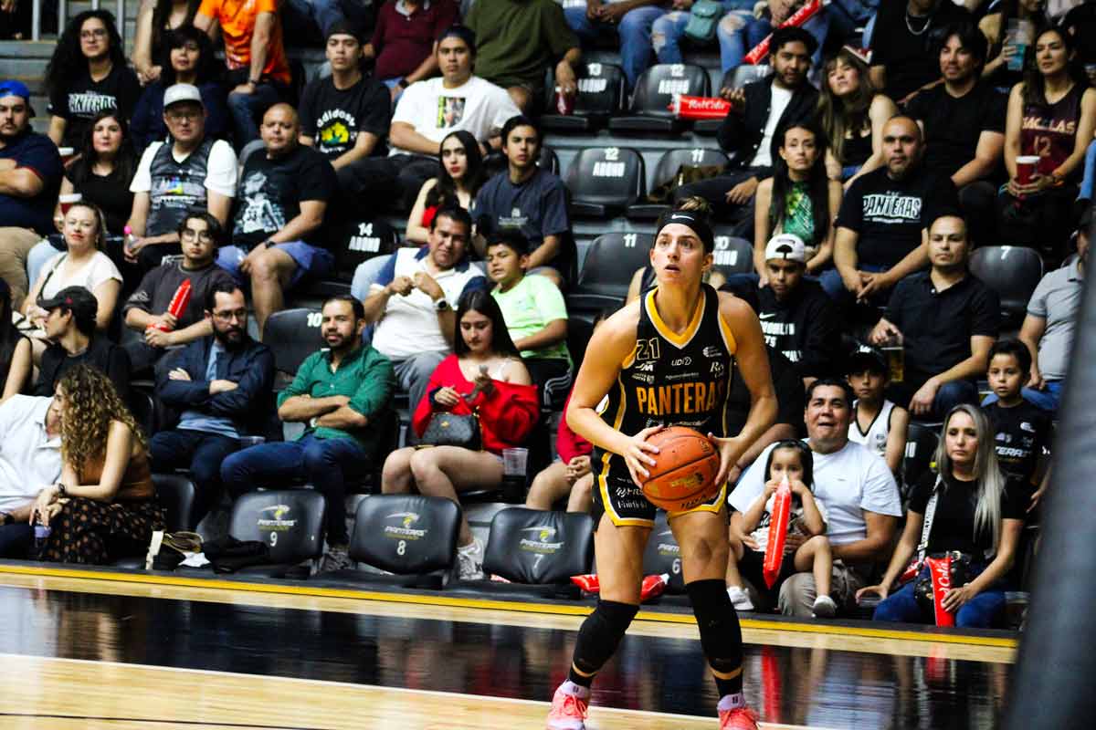 Panteras de Aguascalientes mantiene el invicto: Aplastante victoria ante Santas del Potosí en la LNBP Femenil