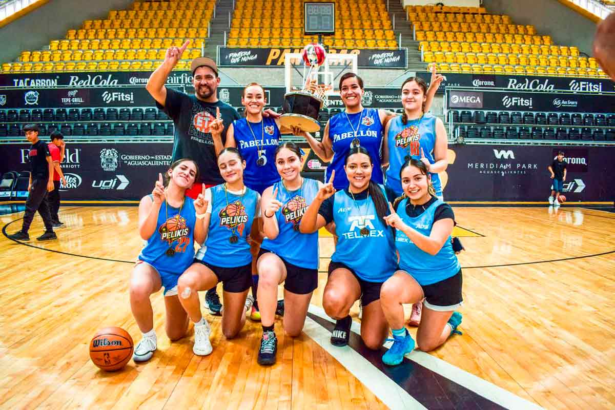 Pelikis de Pabellón se coronan campeonas de la Liga Dominical de Basquetbol en Aguascalientes