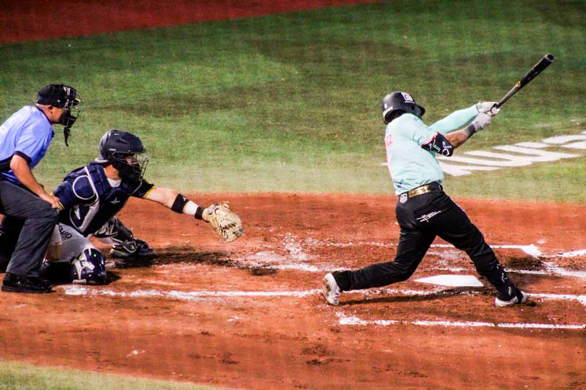 saraperos-saltillo-vencen-rieleros-aguascalientes-lmb-2024