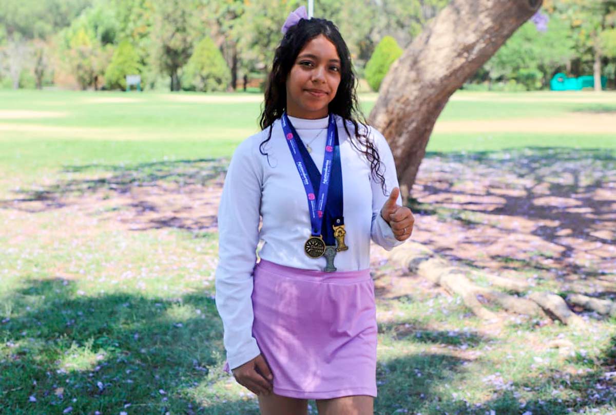 De boxeadora a portera: la evolución de la multideportista Iris Hernández