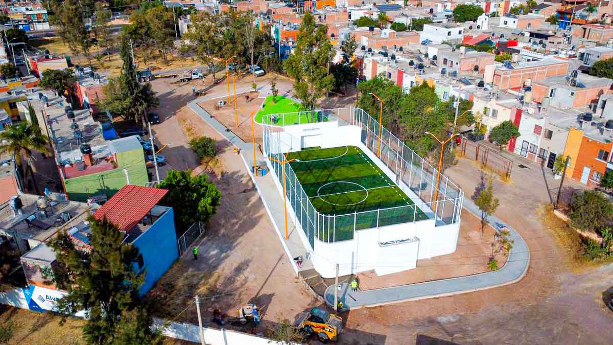Leo Montañez inaugura moderno parque recreativo en Santa Anita IV con inversión del Presupuesto Participativo