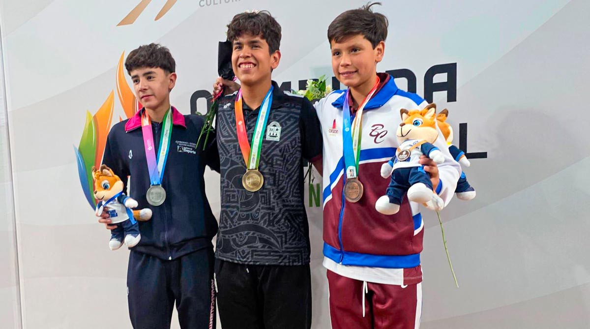 Leonel Fernández logra la primera medalla de plata para Aguascalientes en Natación: Olimpiada Nacional 2026