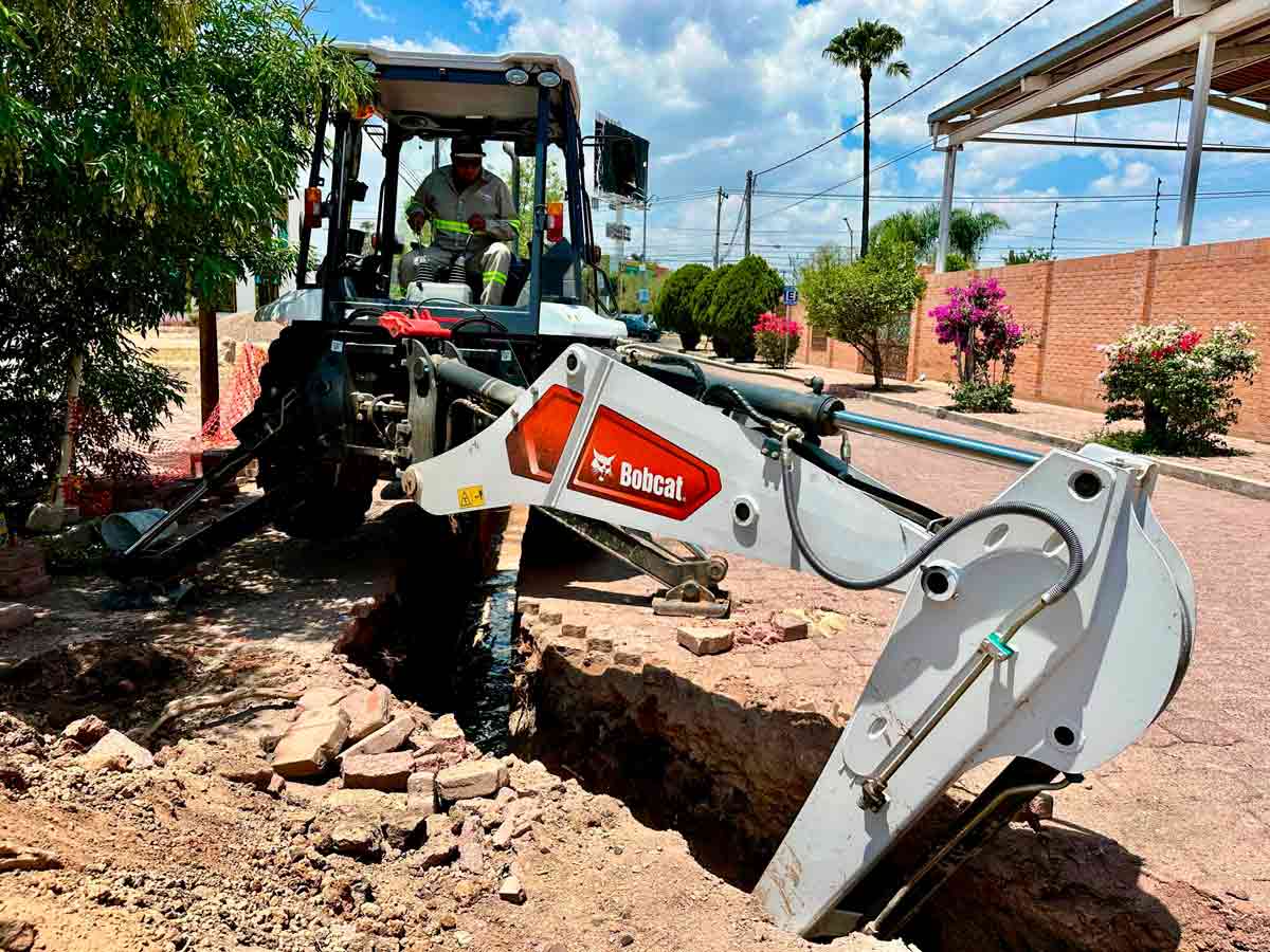 MIAA rehabilita alcantarillado en El Plateado y Lomas del Campestre II