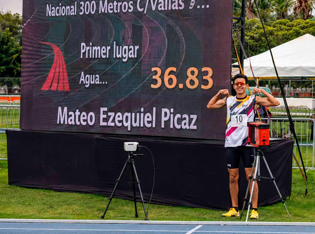 Mateo Picazo gana doble oro y récord en Olimpiada Nacional 2026