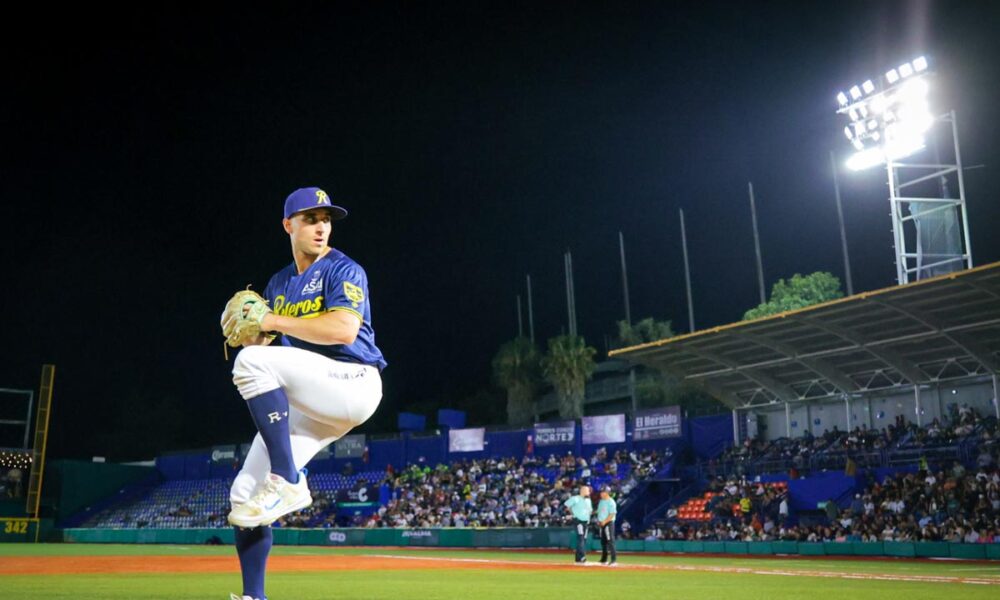 Rieleros vence 8-6 a Saraperos en el primer juego de la serie