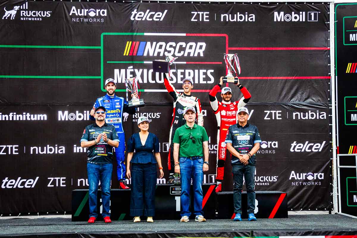Alex de Alba Gana la Fecha 5 de NASCAR México en Aguascalientes