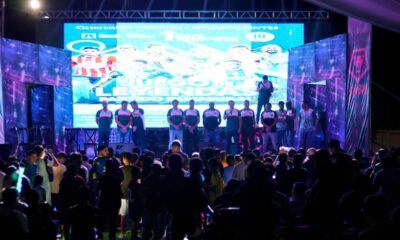 Exjugadores de la Liga MX firman autógrafos previo al inicio de la Copa Aguascalientes