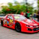 Pilotos de NASCAR exhiben autos en el centro de Aguascalientes